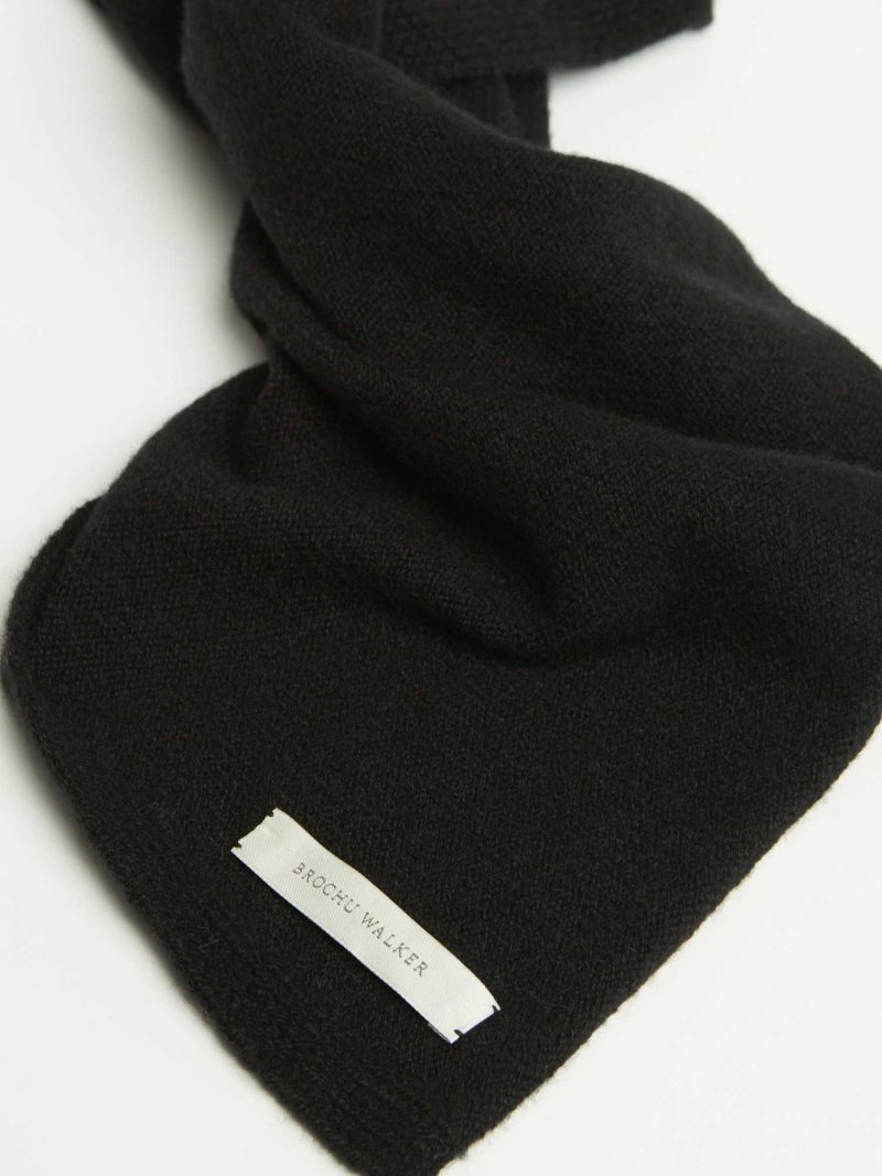 Cashmere Neck