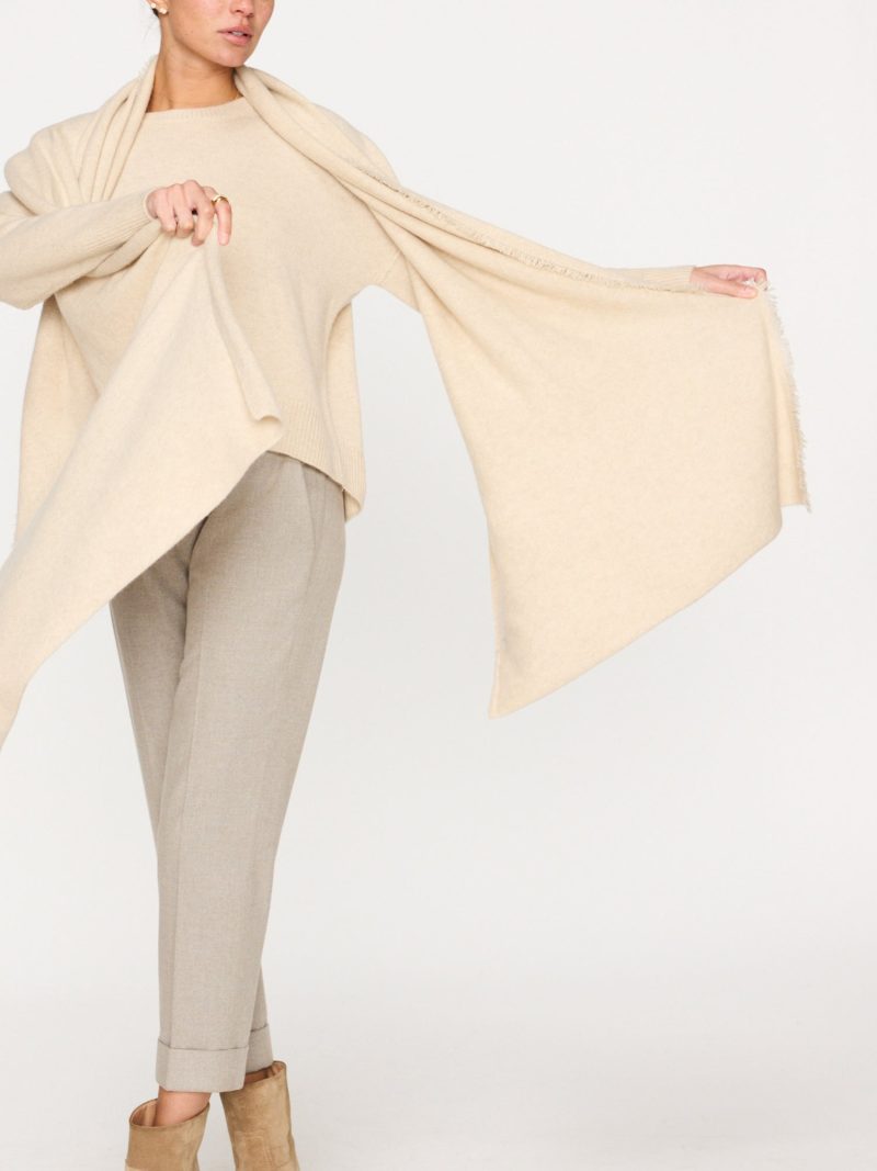 Cashmere Wrap Bisque Melange 3 cfbe8ee8 a46e 4c5f 8289 8816a43a38e3