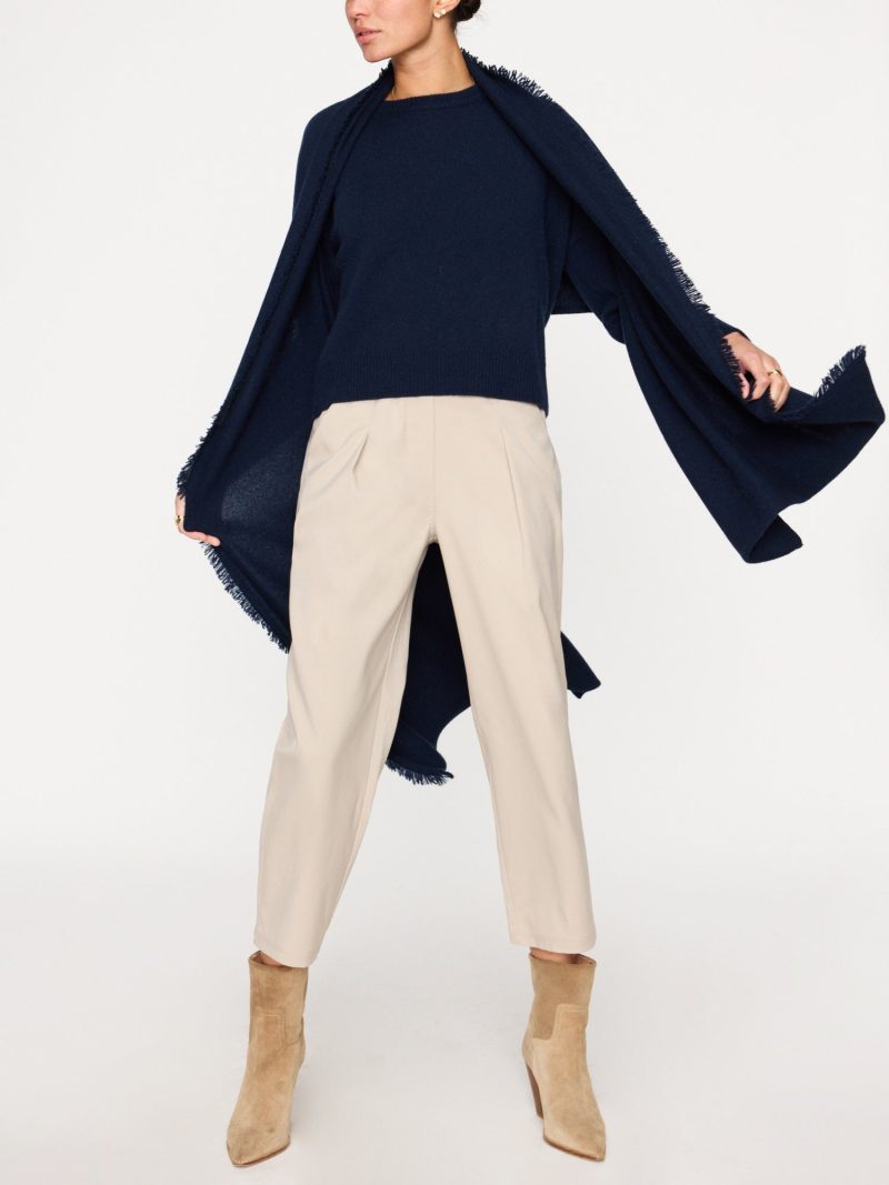 Cashmere Wrap Navy 3