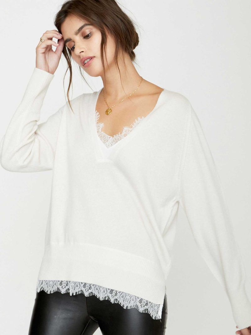 LACE VEE LOOKER JER2985 IVORY 1 Cropped